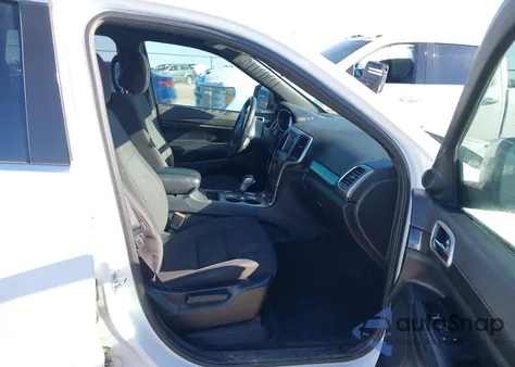 2018 Jeep Grand Cherokee Laredo 4X2 z USA, uszkodzony, nr VIN 1C4RJEAG5JC185577